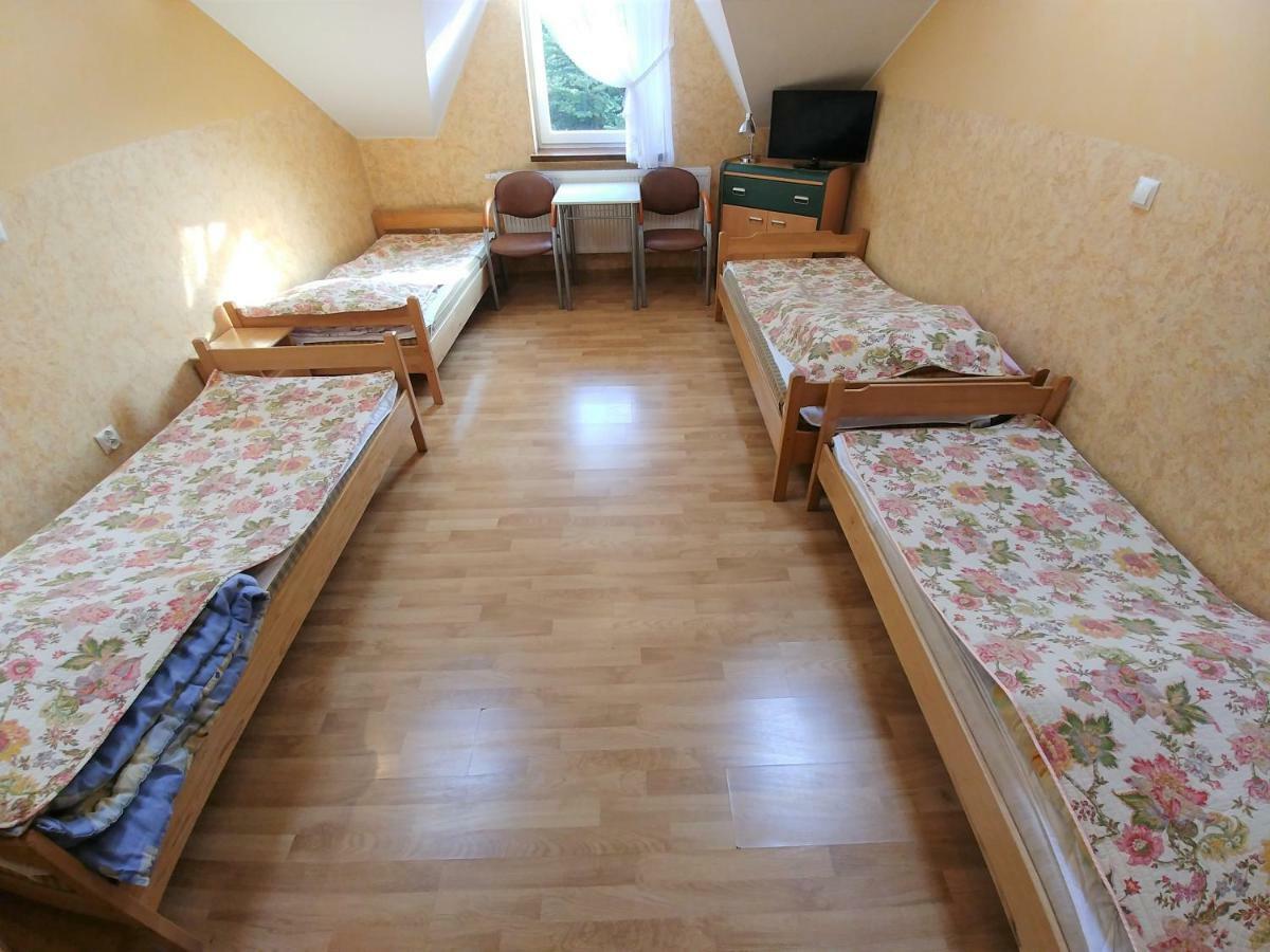 Bed and Breakfast U Zosi Pyzowka Экстерьер фото