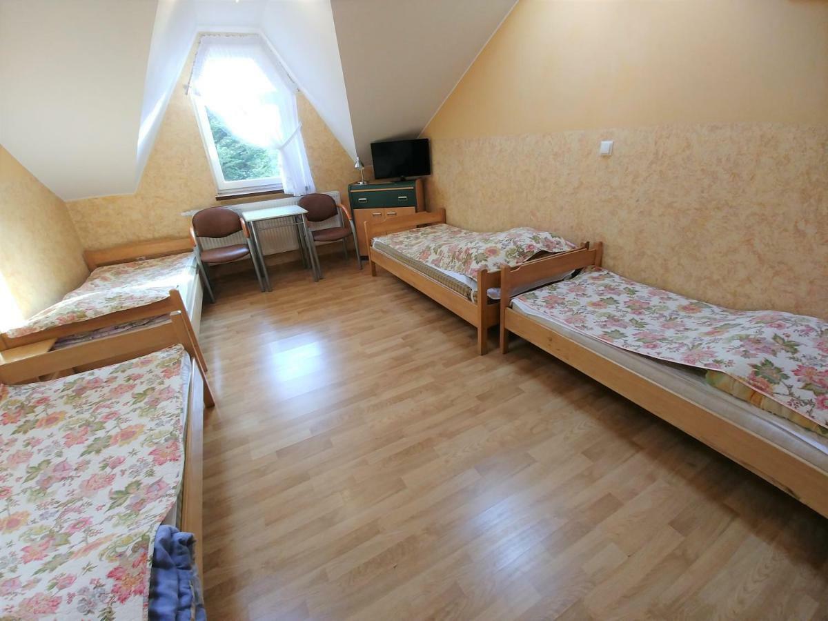 Bed and Breakfast U Zosi Pyzowka Экстерьер фото
