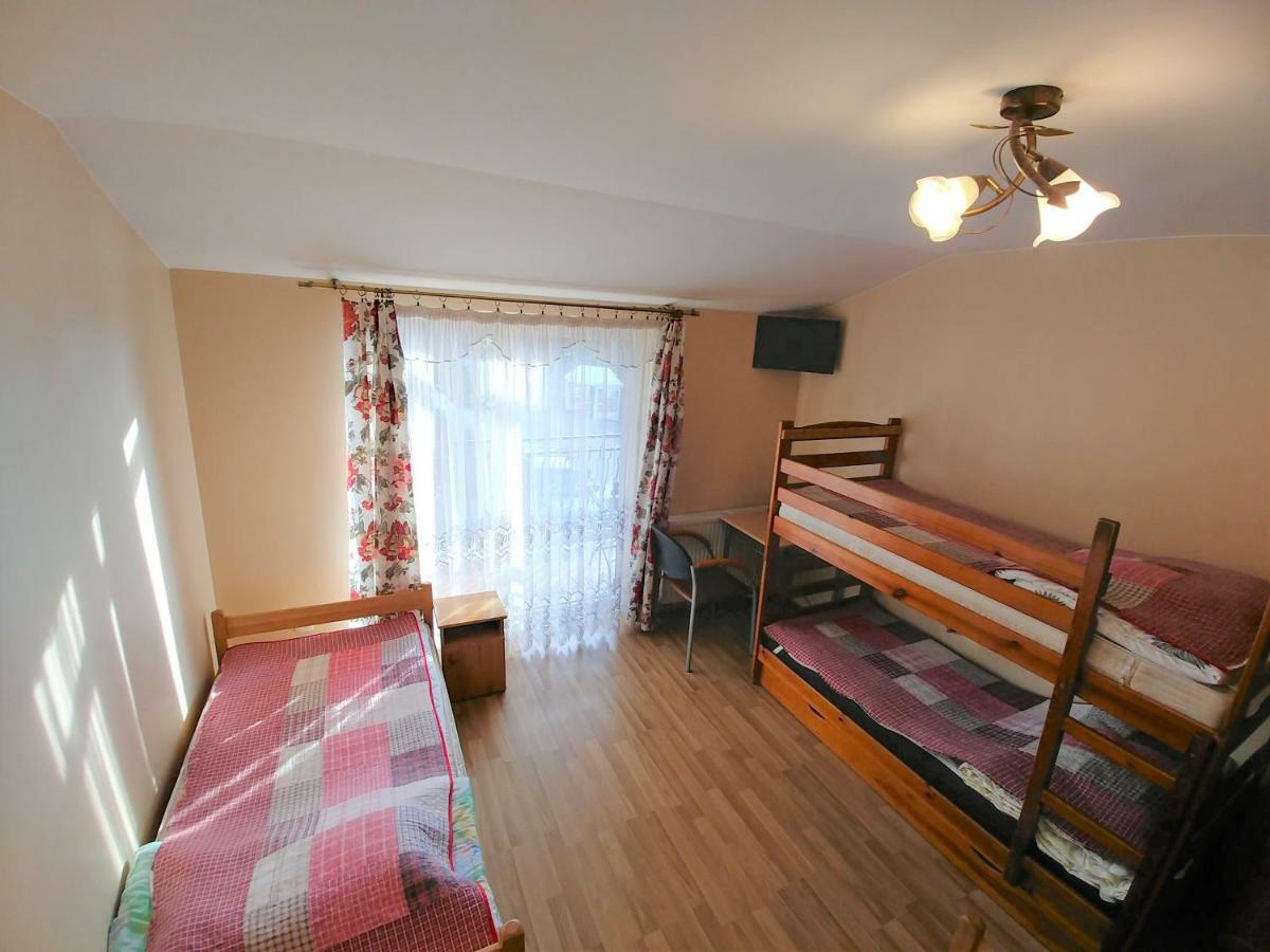 Bed and Breakfast U Zosi Pyzowka Экстерьер фото