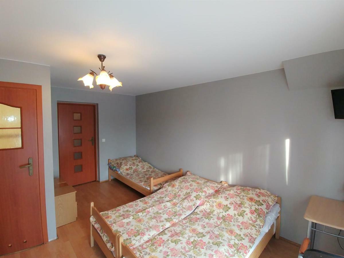 Bed and Breakfast U Zosi Pyzowka Экстерьер фото