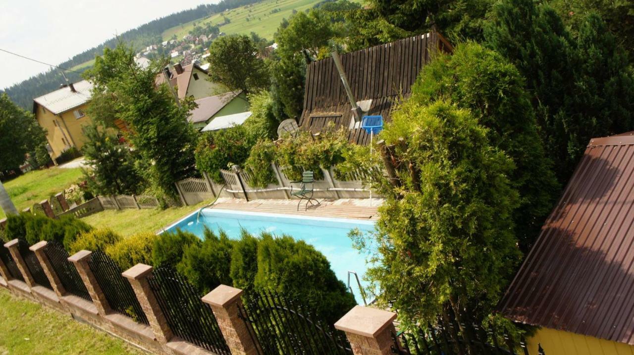 Bed and Breakfast U Zosi Pyzowka Экстерьер фото