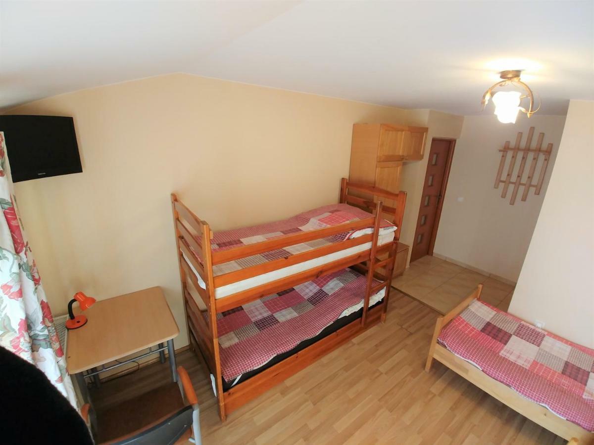 Bed and Breakfast U Zosi Pyzowka Экстерьер фото