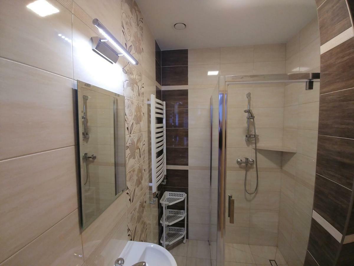 Bed and Breakfast U Zosi Pyzowka Экстерьер фото