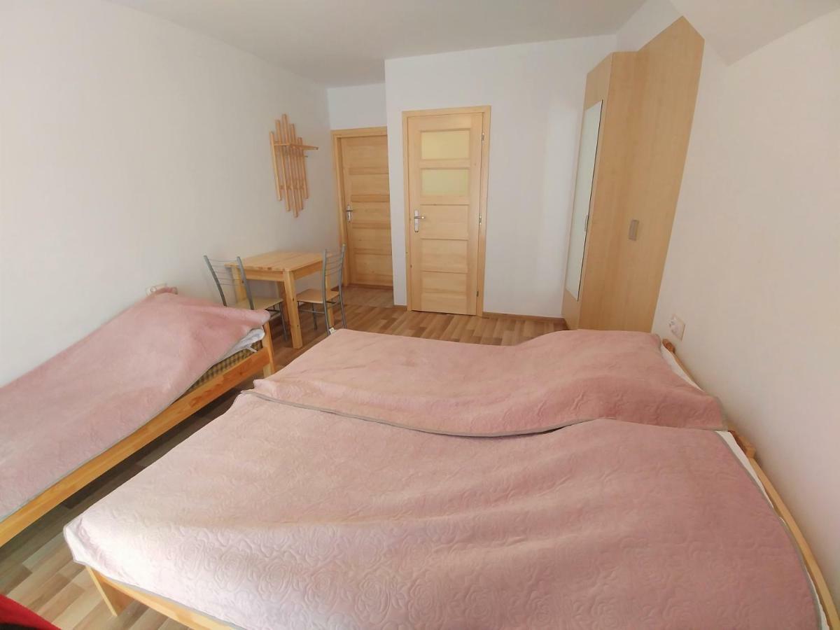 Bed and Breakfast U Zosi Pyzowka Экстерьер фото